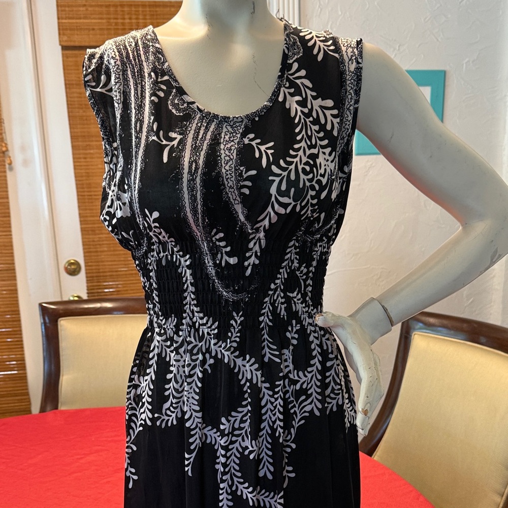 Elegant Black and White Dress